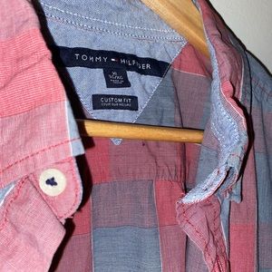 TOMMY HILFIGER men’s short sleeve button up US XL